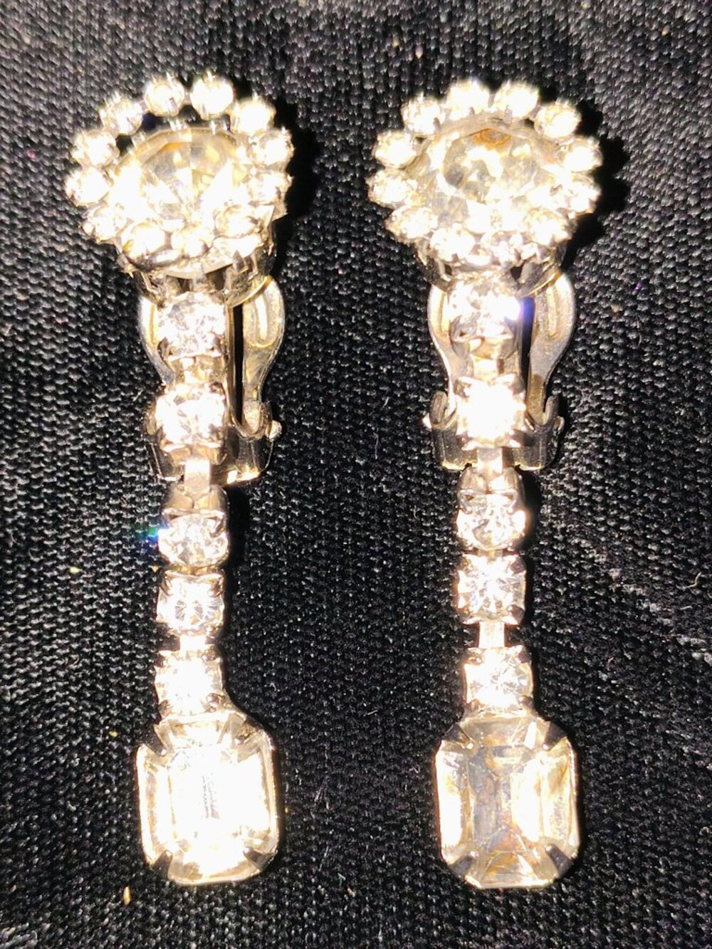 Vintage Rhinestone Clip-On Dangle Earrings – Silver Tone, Emerald-Cut Drop